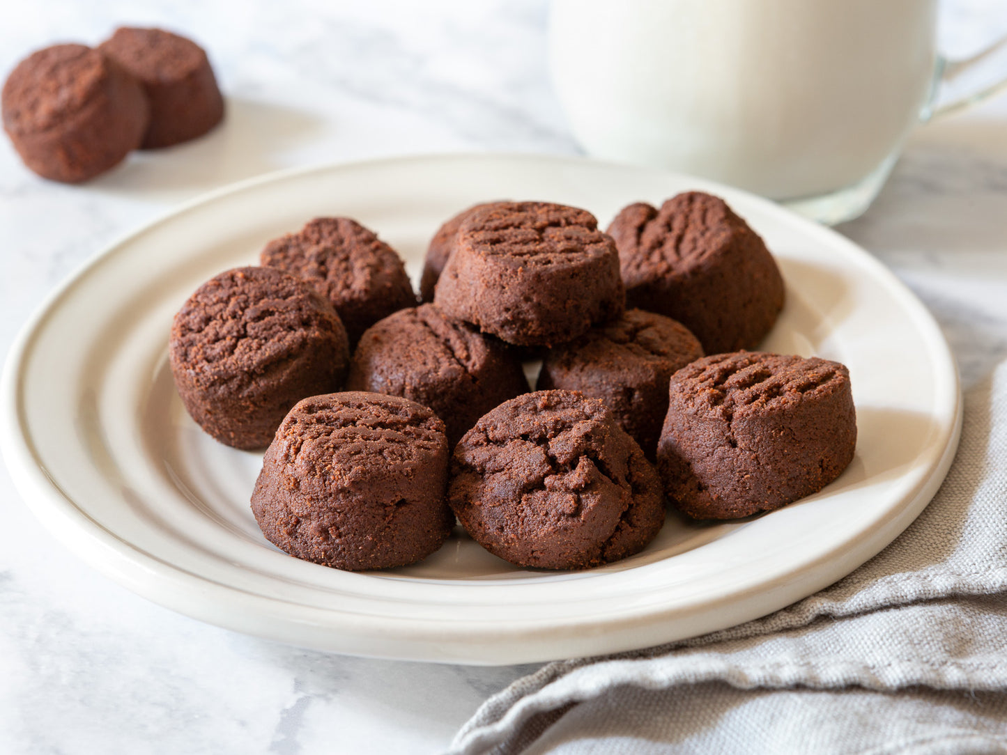 a plate full of delicious chocolate shortbread cookies